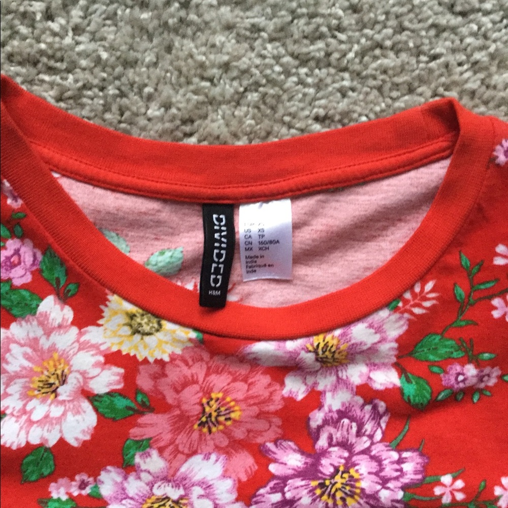 Flower Crop Top - Picture 7 of 7